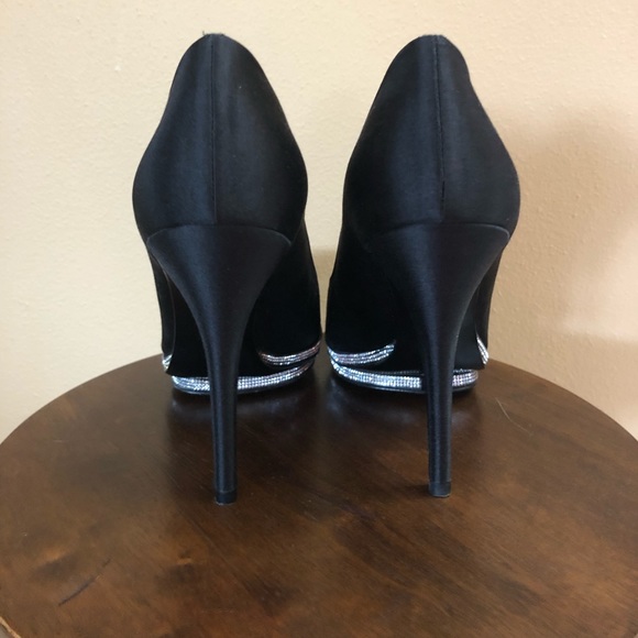 Stuart Weitzman Satin & Crystal Embossed Peep Toe - Picture 3 of 8